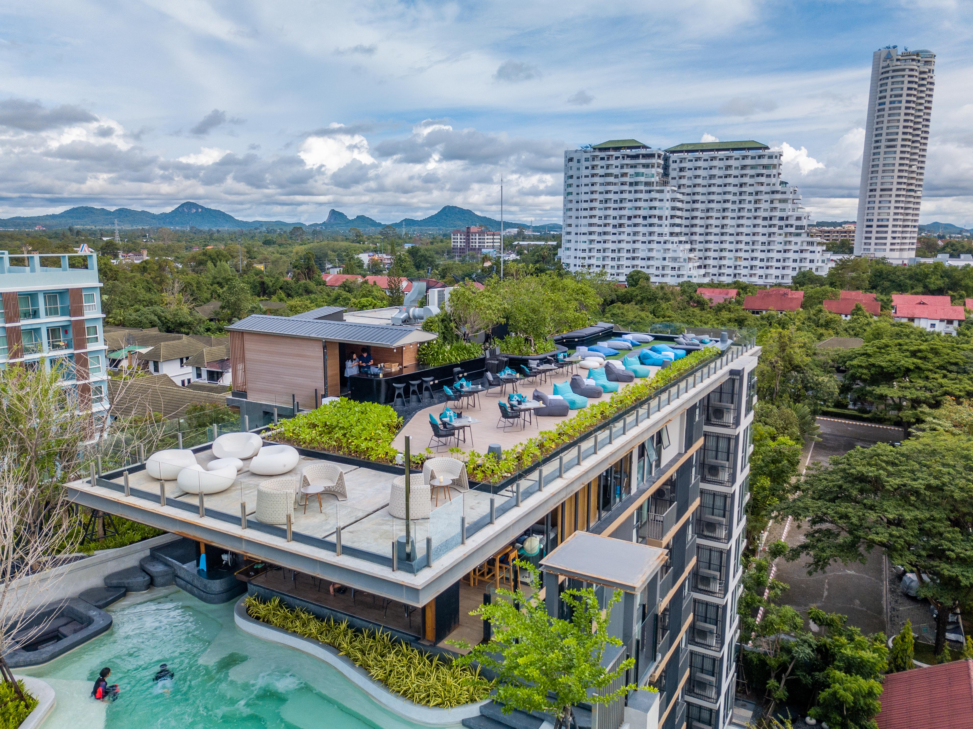 Cross Vibe Pattaya Seaphere Na Chom Thian Buitenkant foto